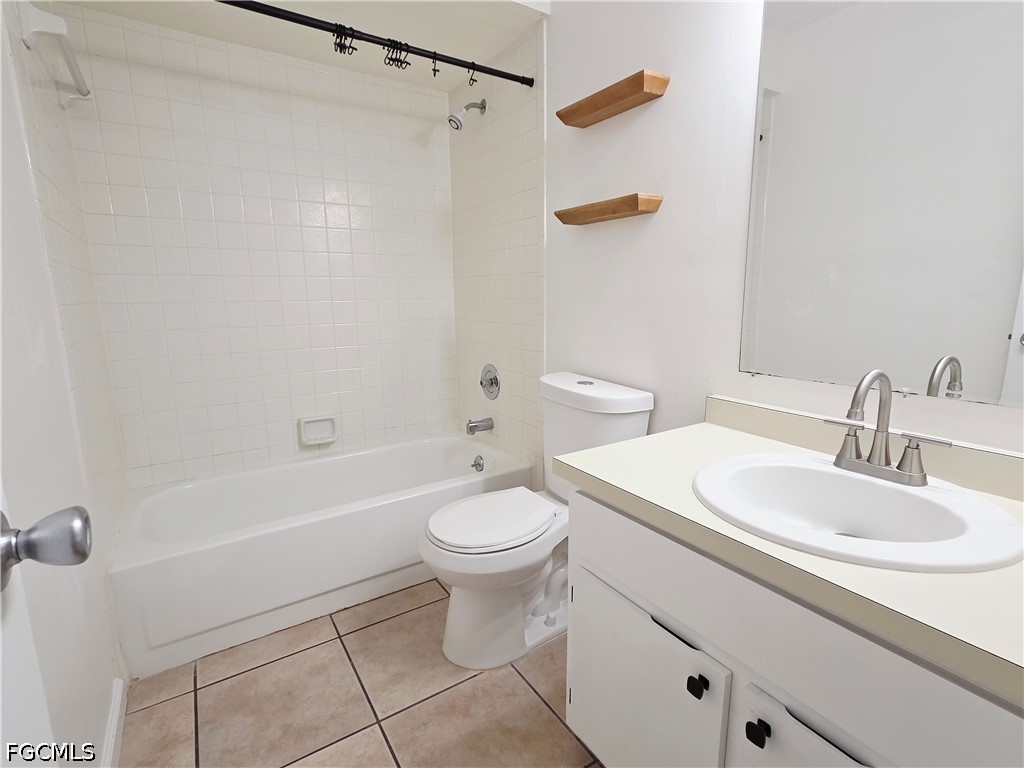 9311 Lennex Lane Fort Myers FL 33919 2026016290 image16