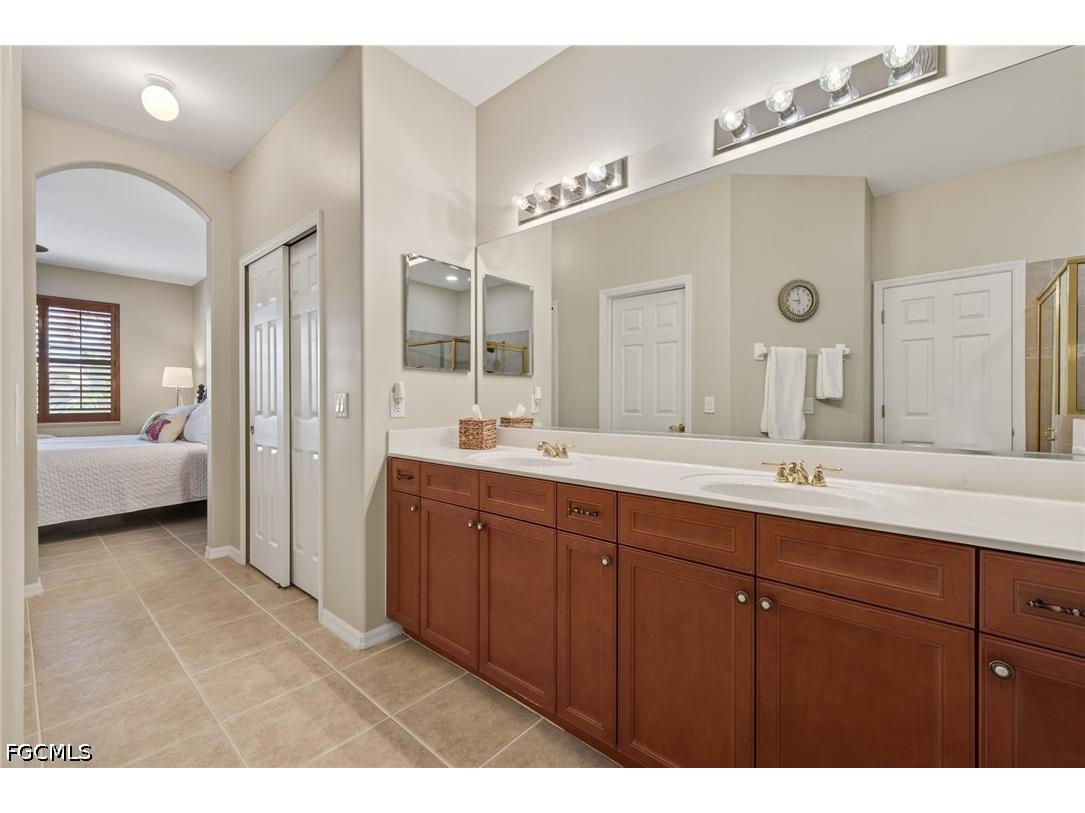 9311 Trieste Drive Fort Myers FL 33913 2026015170 image22