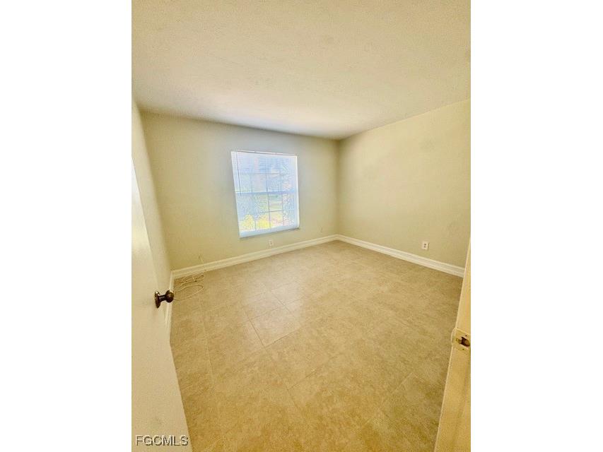 9313 Lennex Lane Fort Myers FL 33919 2026002548 image14