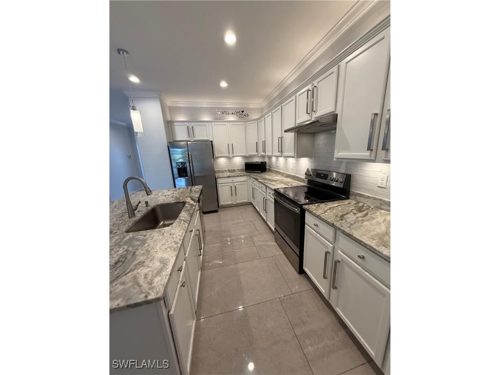 9317 Woodhurst Drive Naples FL 34120 225070482 image10