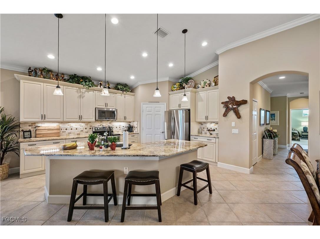 9318 Aviano Drive #202 Fort Myers FL 33913 2025024593 image8