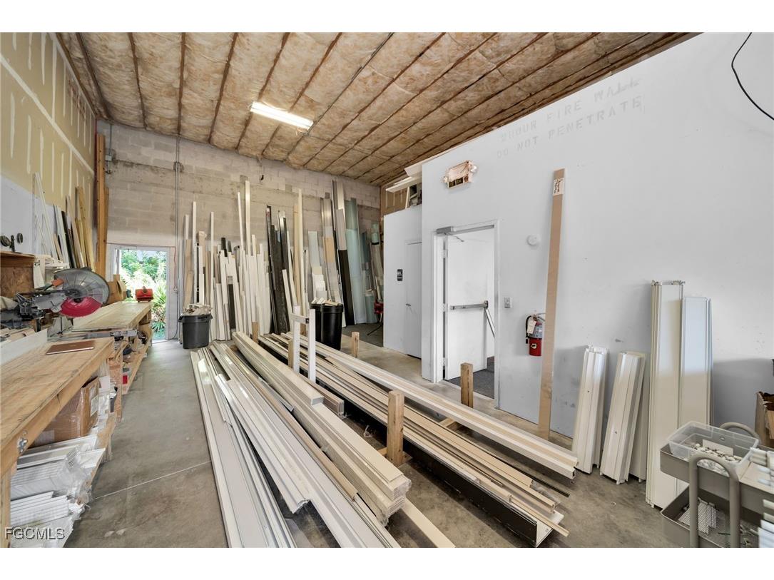 932 NE 24th Lane #9 Cape Coral 33909 2025010840 image11