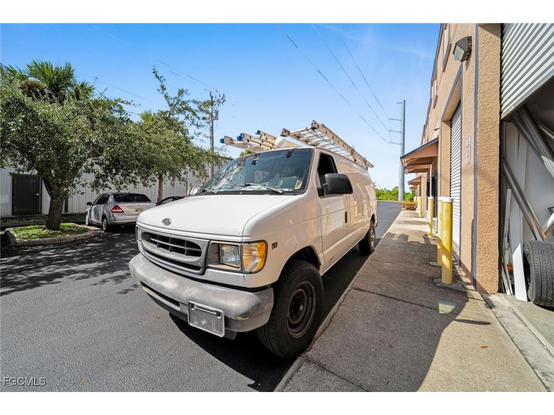 932 NE 24th Lane #9 Cape Coral 33909 2025010840 image12