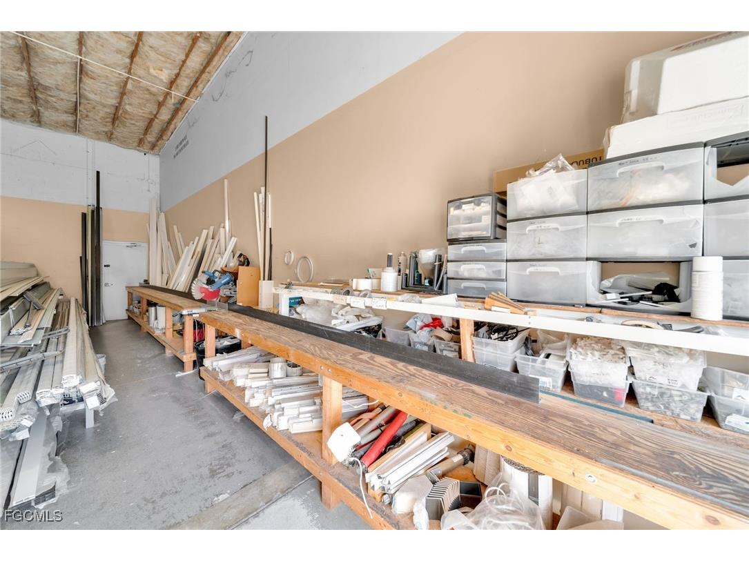 932 NE 24th Lane #9 Cape Coral 33909 2025010840 image5