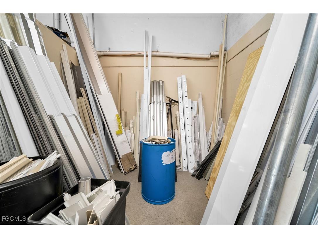 932 NE 24th Lane #9 Cape Coral 33909 2025010840 image7