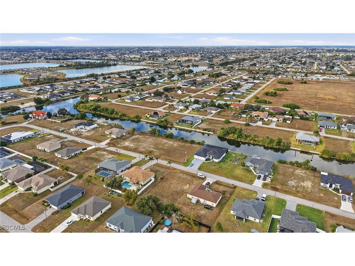 932 NW 9th Avenue Cape Coral FL 33993 2026005091 image10