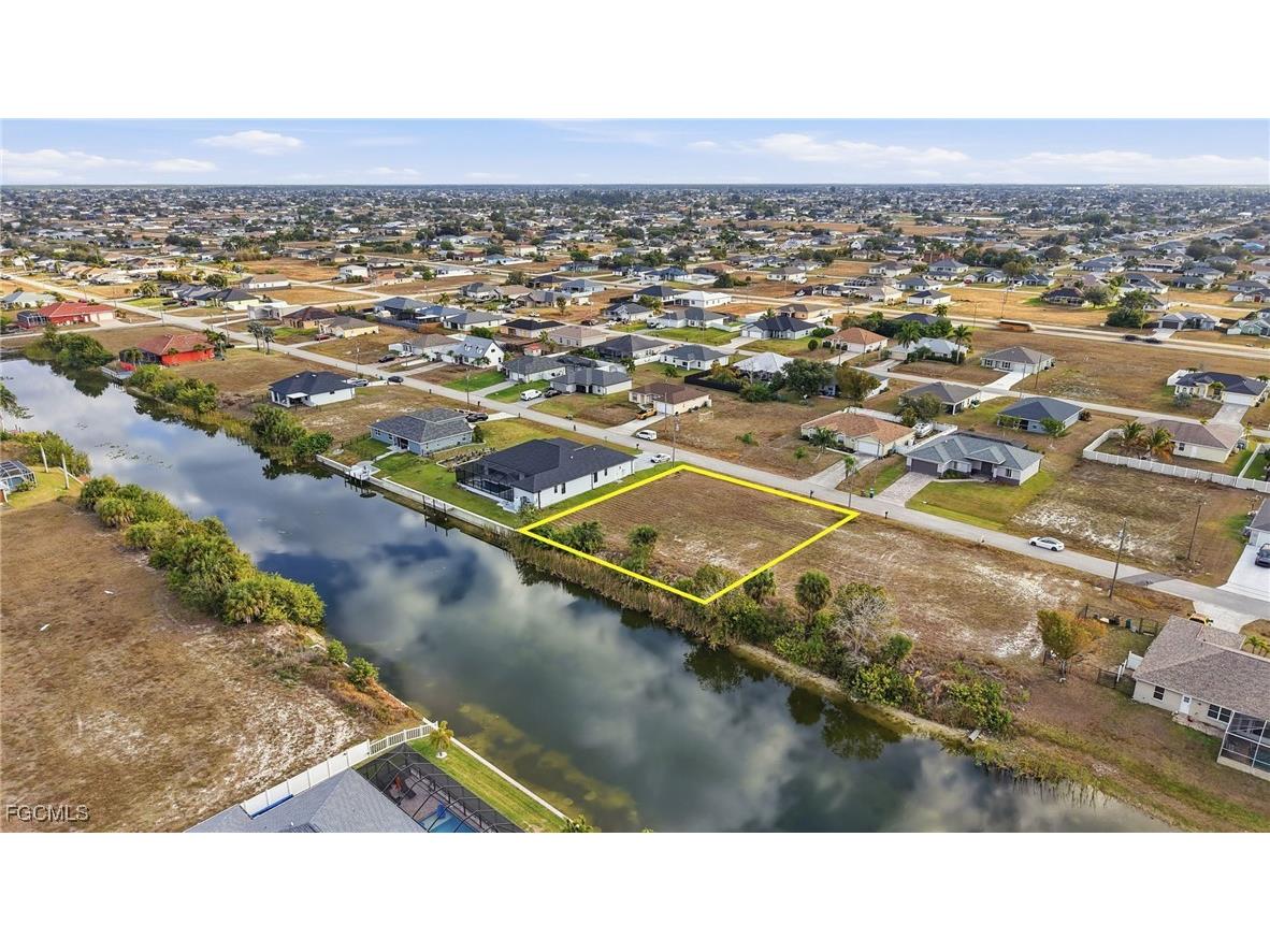 932 NW 9th Avenue Cape Coral FL 33993 2026005091 image14
