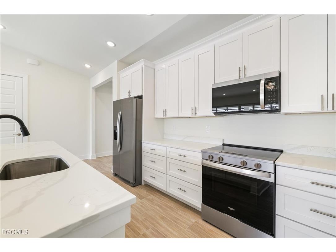 932 SW 36th Terrace Cape Coral FL 33914 2025023247 image11