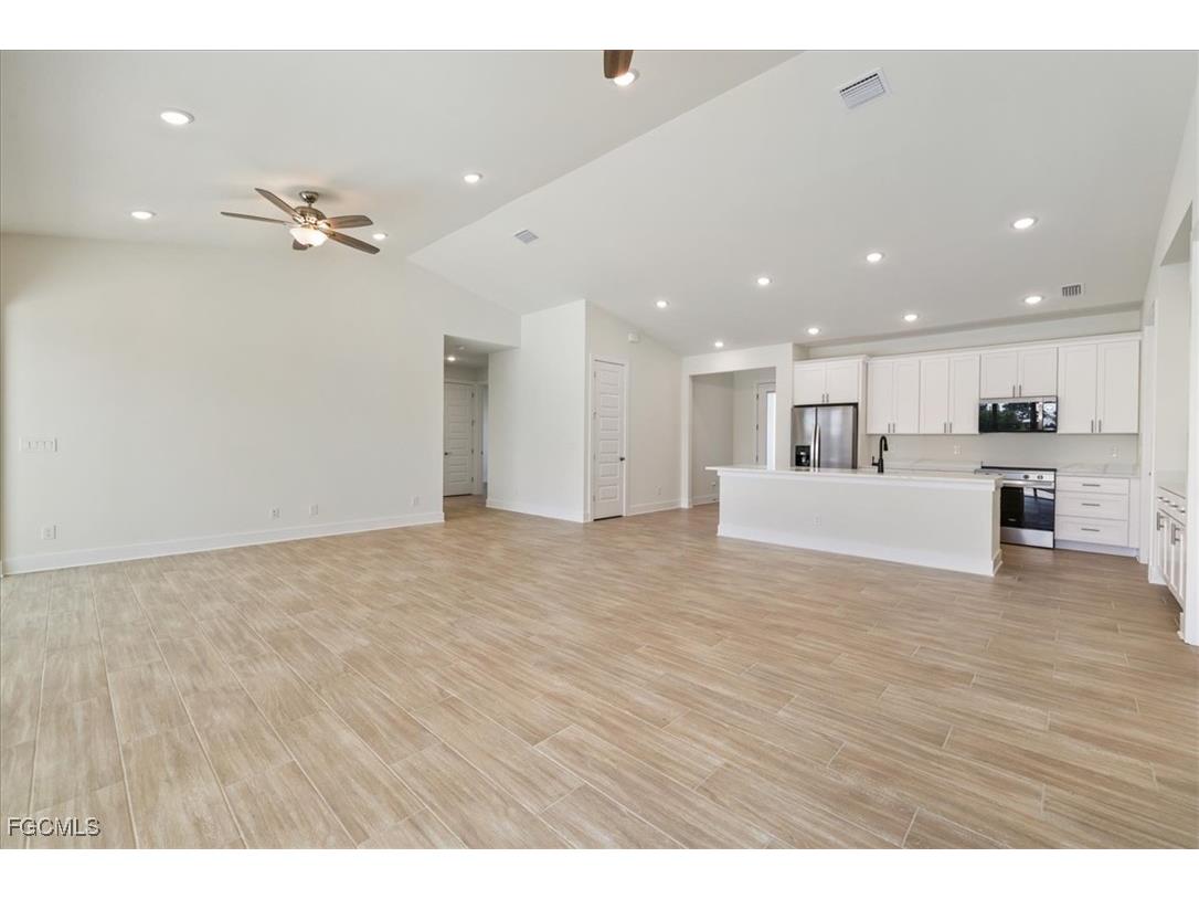 932 SW 36th Terrace Cape Coral FL 33914 2025023247 image14