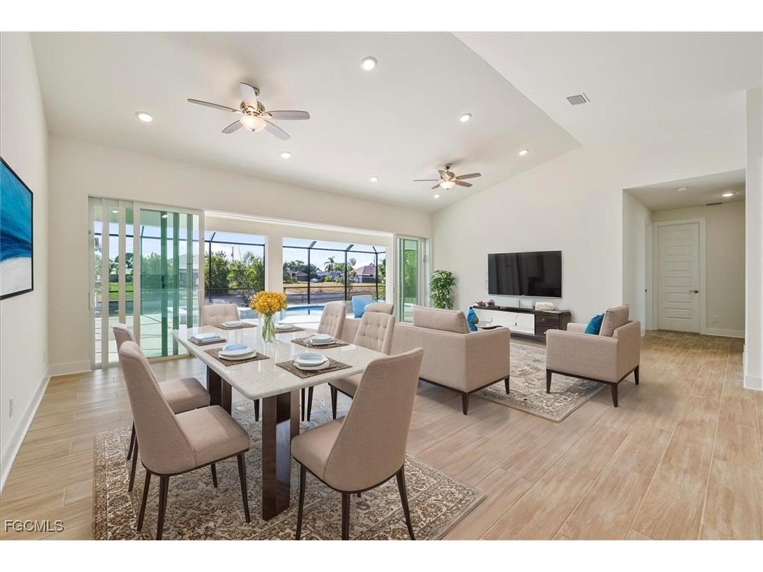 932 SW 36th Terrace Cape Coral FL 33914 2025023247 image4