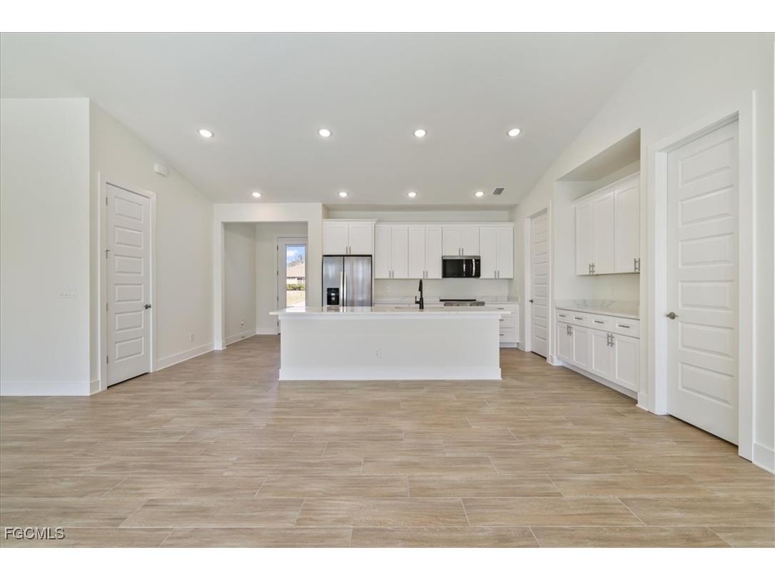 932 SW 36th Terrace Cape Coral FL 33914 2025023247 image7