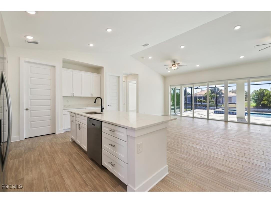 932 SW 36th Terrace Cape Coral FL 33914 2025023247 image9