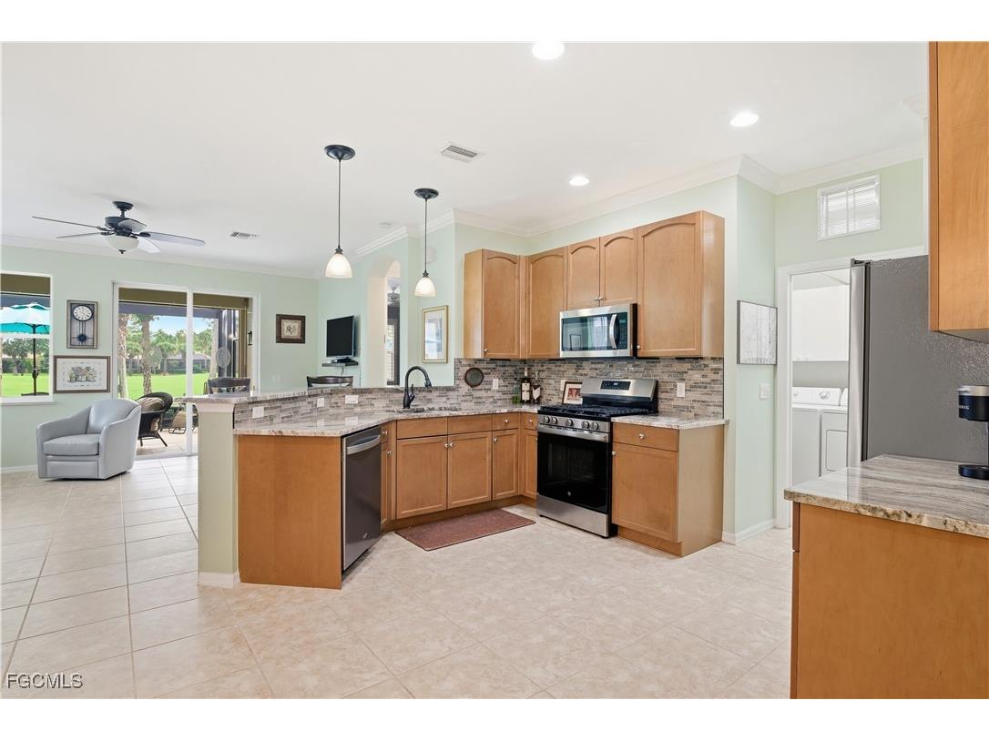 9323 Aviano Drive Fort Myers FL 33913 2025017928 image6