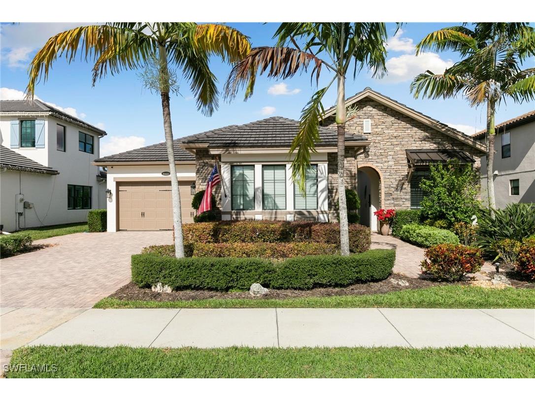 9323 Glenforest Drive Naples FL 34120 225084313 image1