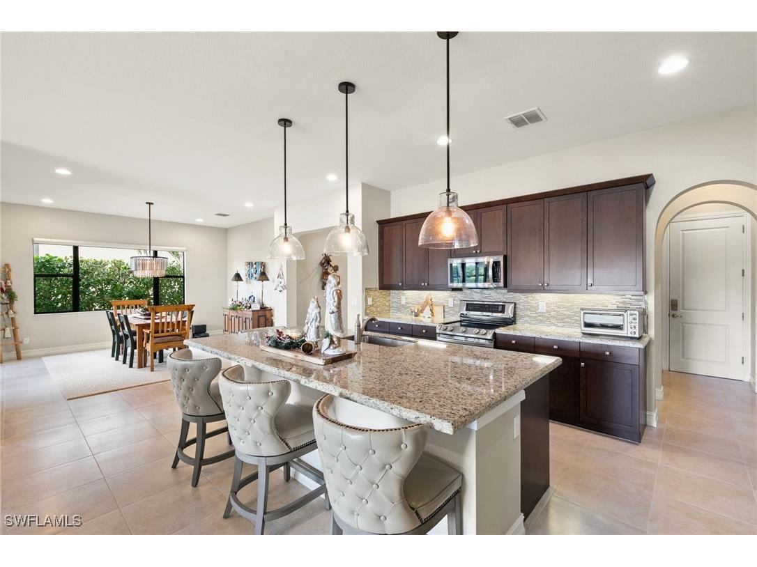 9323 Glenforest Drive Naples FL 34120 225084313 image10