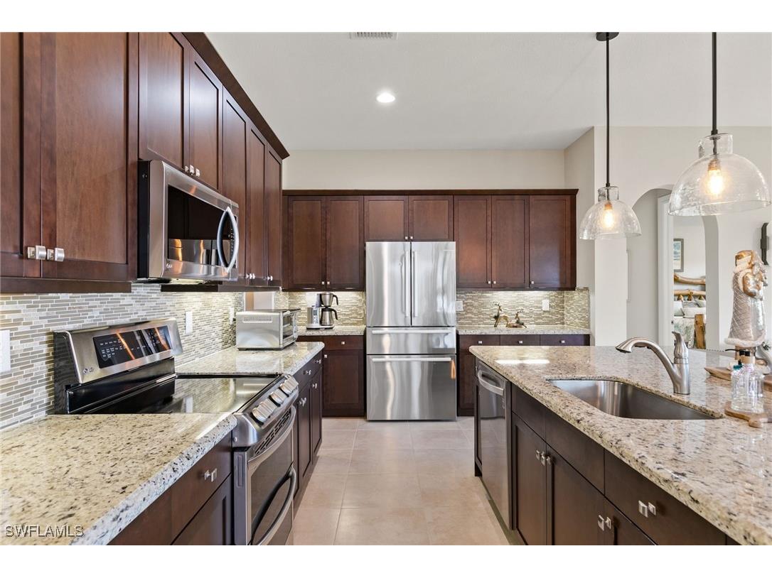 9323 Glenforest Drive Naples FL 34120 225084313 image12