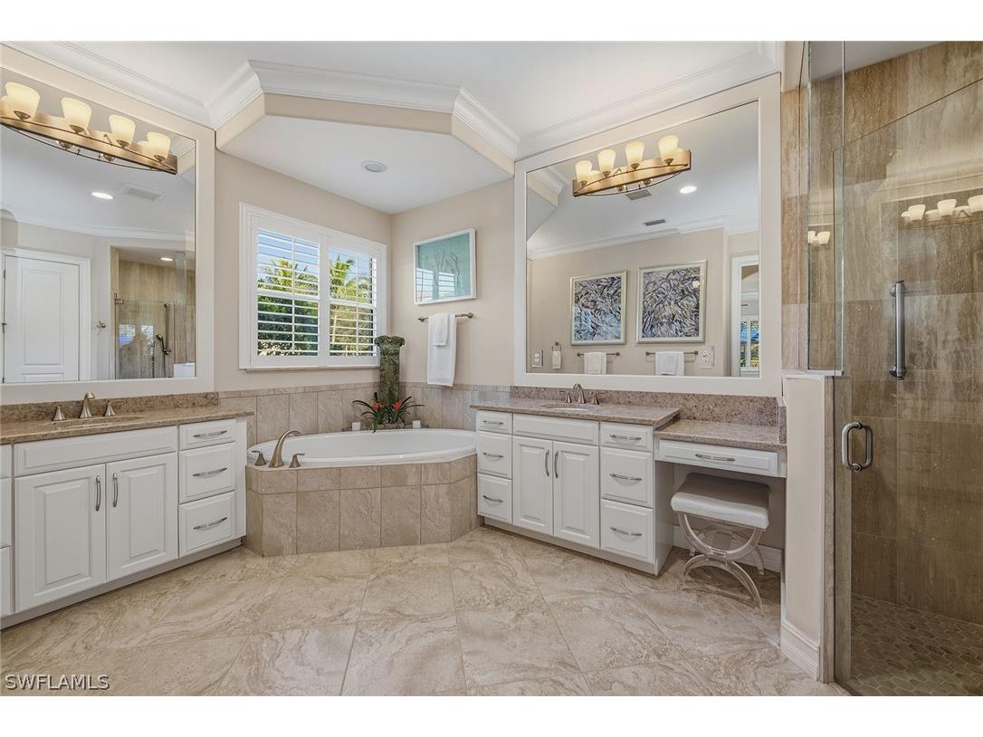 9327 Chiasso Court Naples FL 34114 226007573 image16