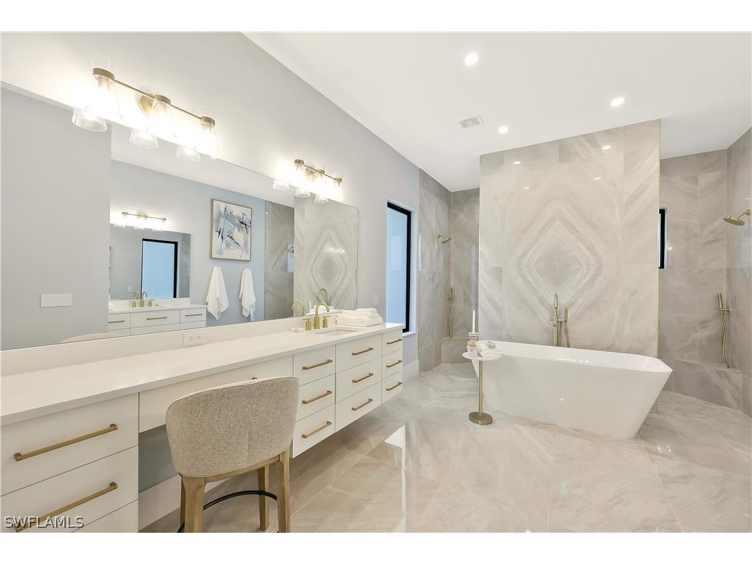 933 11th Street SW Naples FL 34117 224083976 image13