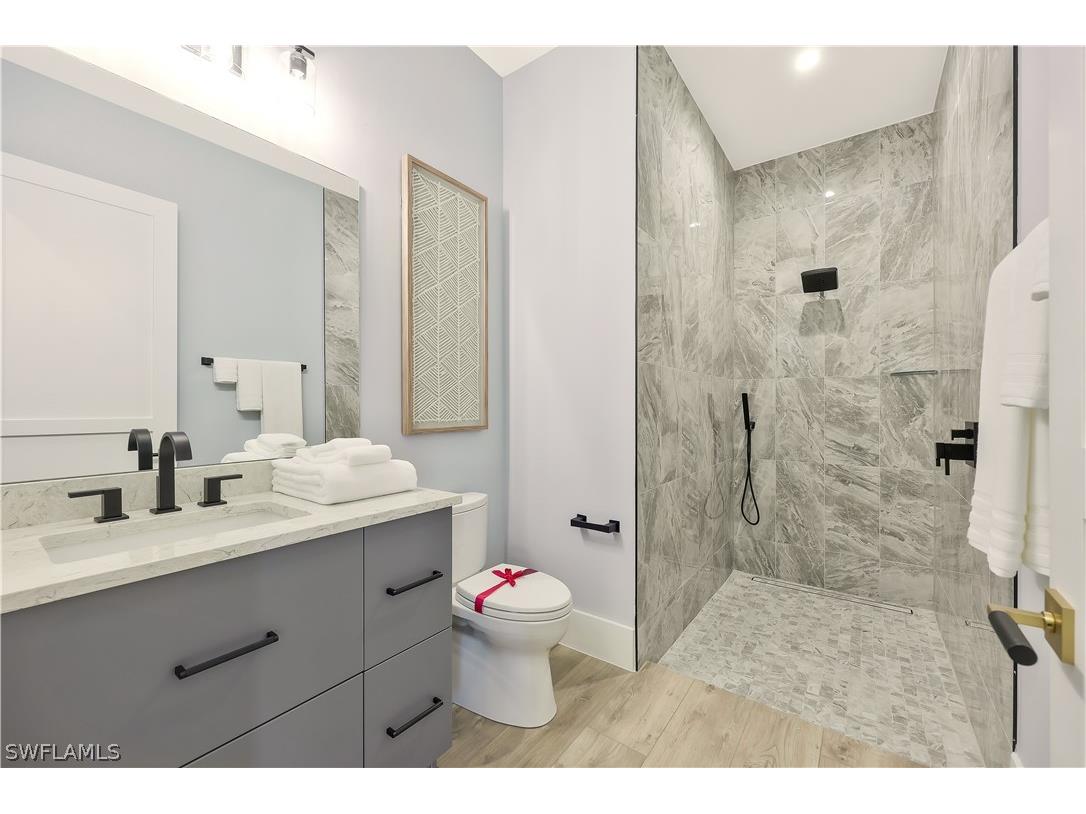 933 11th Street SW Naples FL 34117 224083976 image14