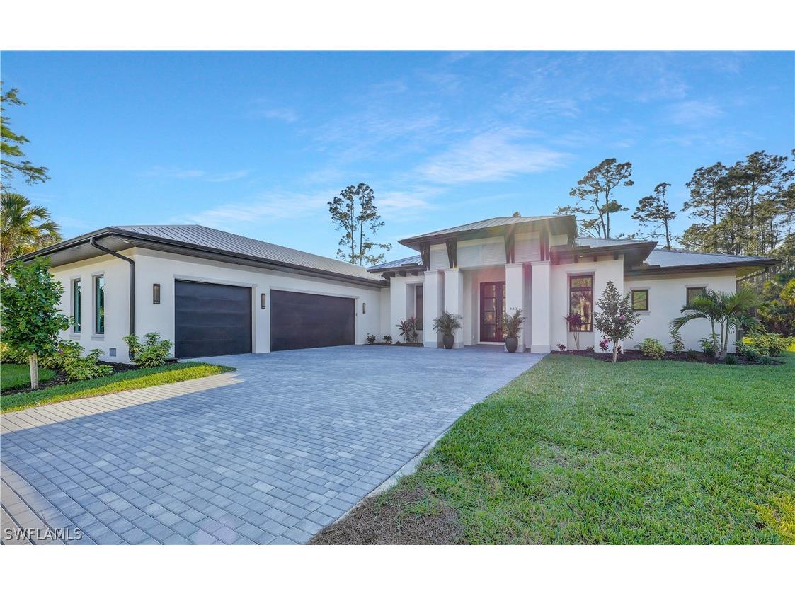 933 11th Street SW Naples FL 34117 224083976 image2