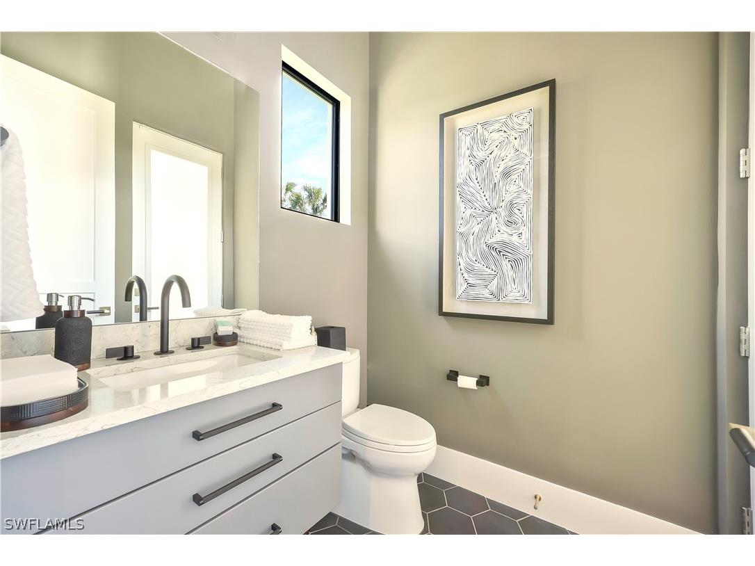 933 11th Street SW Naples FL 34117 224083976 image20
