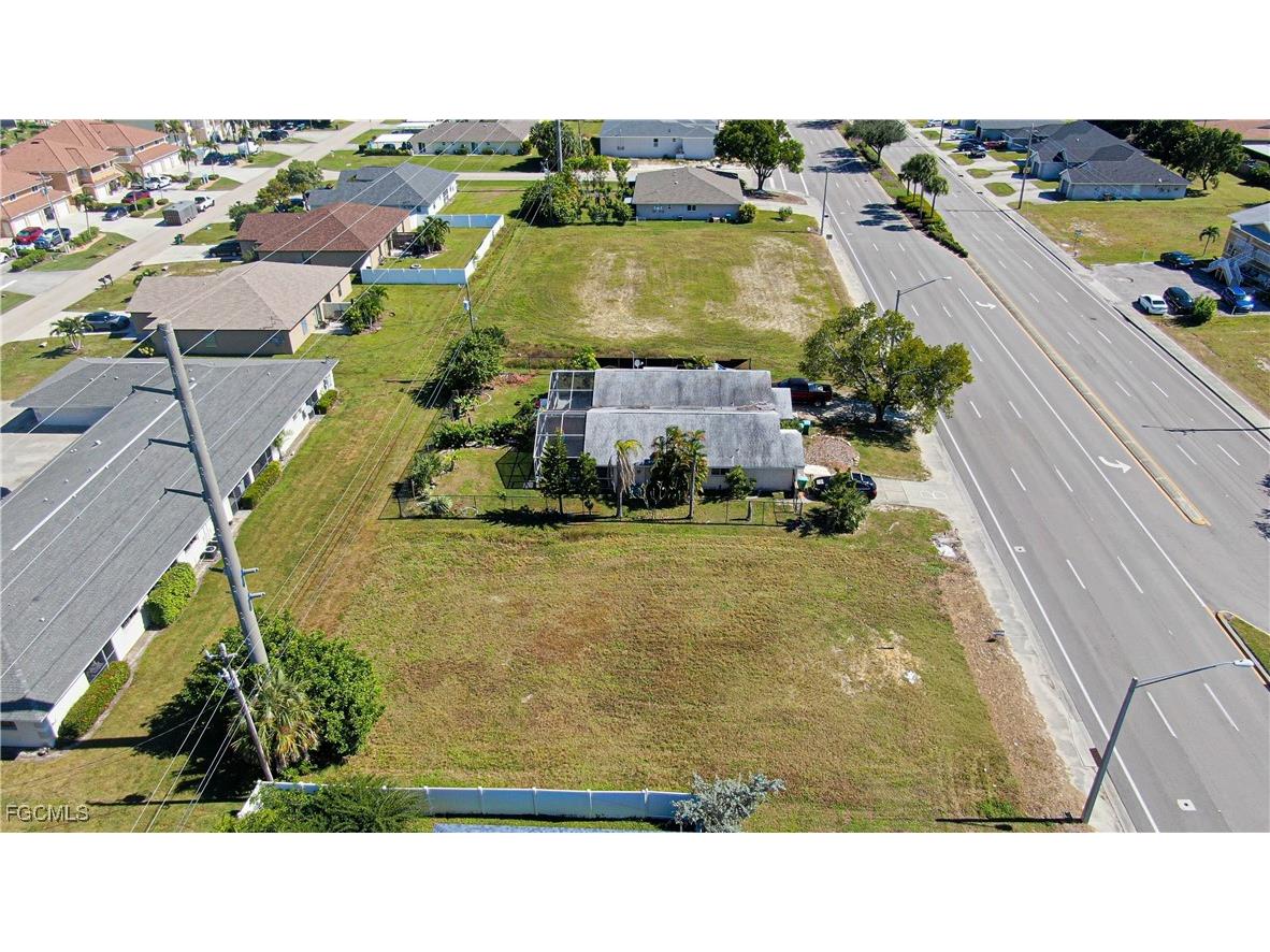 933 Cape Coral Parkway W Cape Coral FL 33914 2025022041 image6