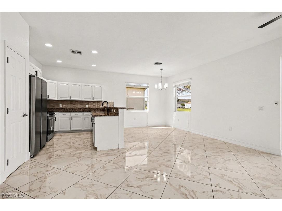 933 Hamilton Street Immokalee FL 34142 2026007612 image8