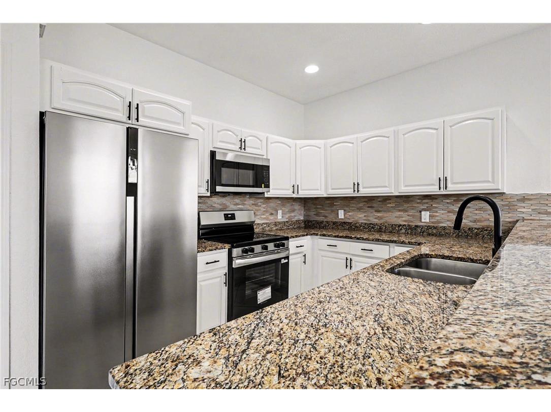 933 Hamilton Street Immokalee FL 34142 2026007612 image9