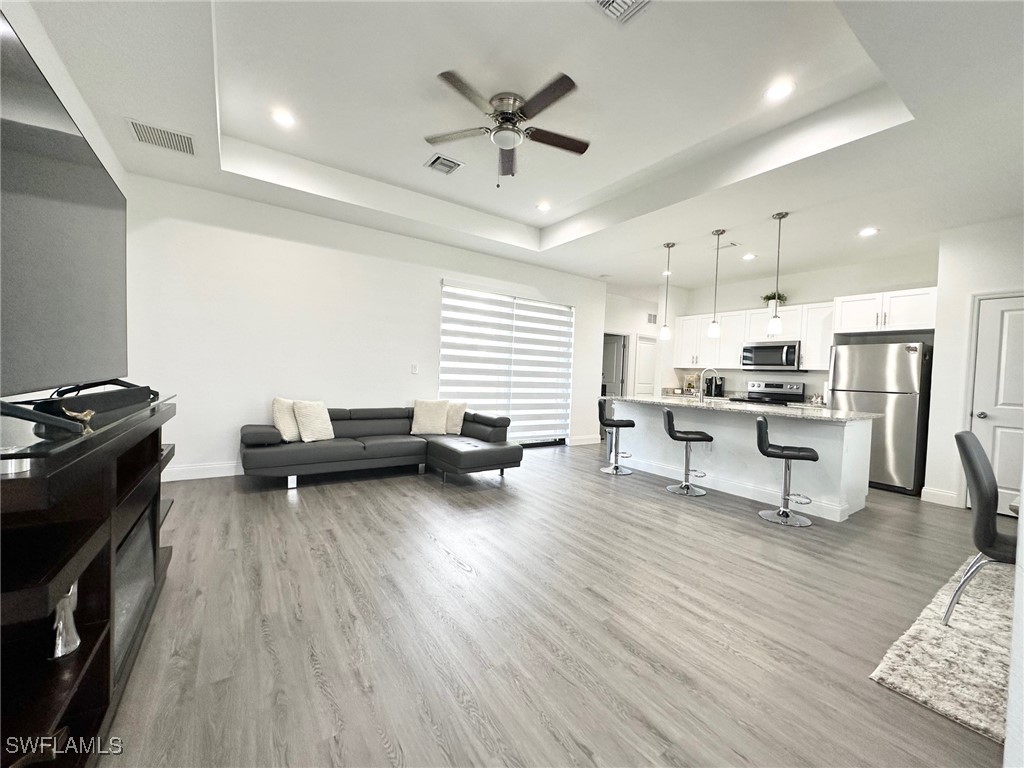 933 Oxford Avenue S Lehigh Acres FL 33974 225084332 image3