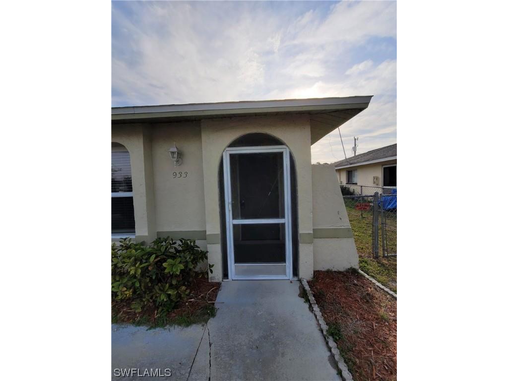 933 SE 23rd Place Cape Coral FL 33990 223023111 image1