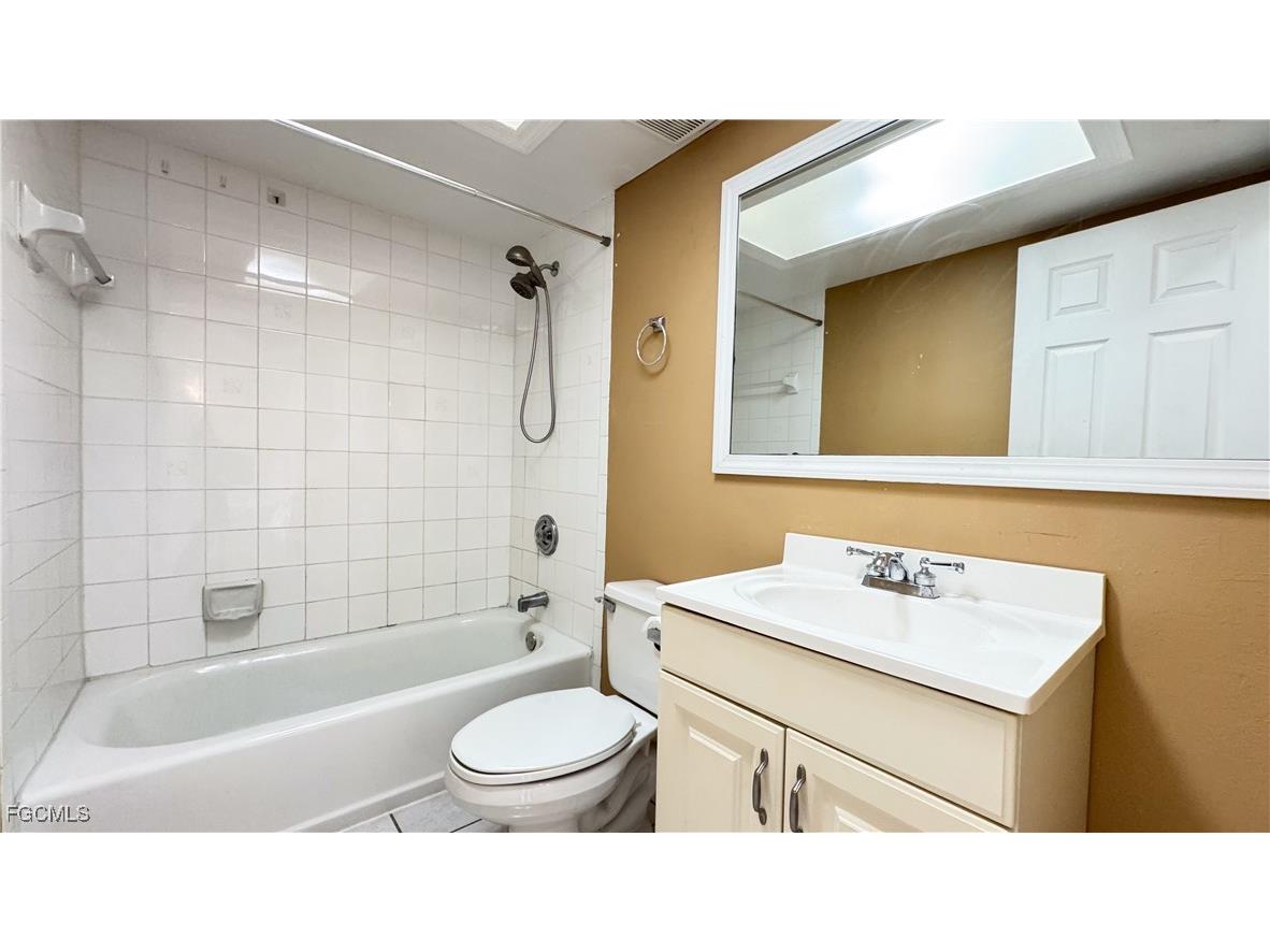 933 SE 26th Street Cape Coral FL 33904 2026004626 image17