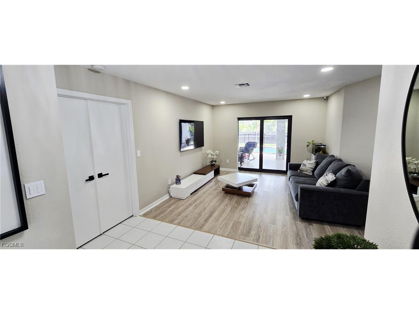 933 SW Santa Barbara Place Cape Coral FL 33991 2025000195 image10