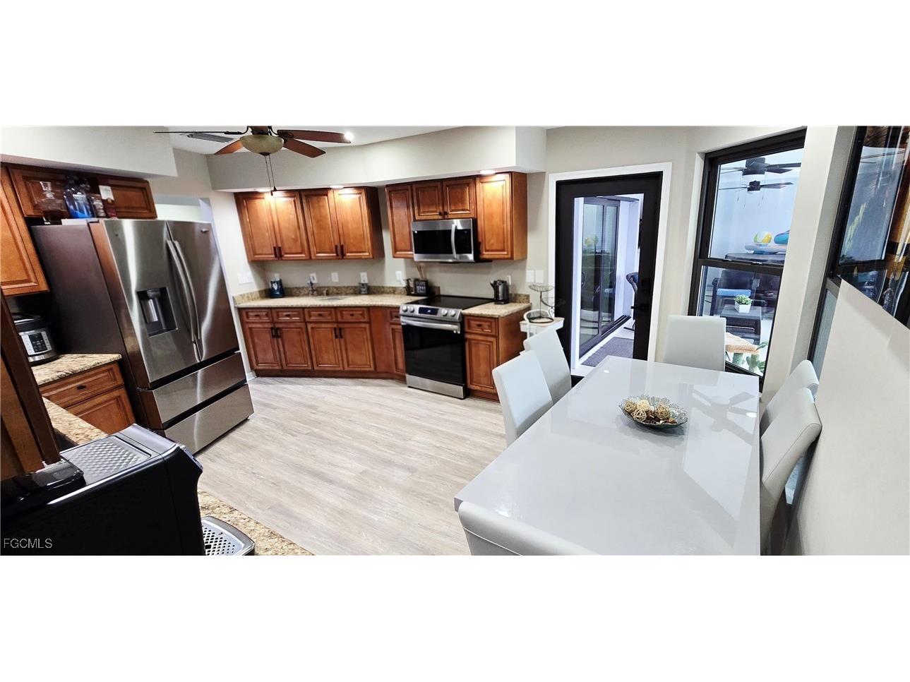 933 SW Santa Barbara Place Cape Coral FL 33991 2025000195 image21