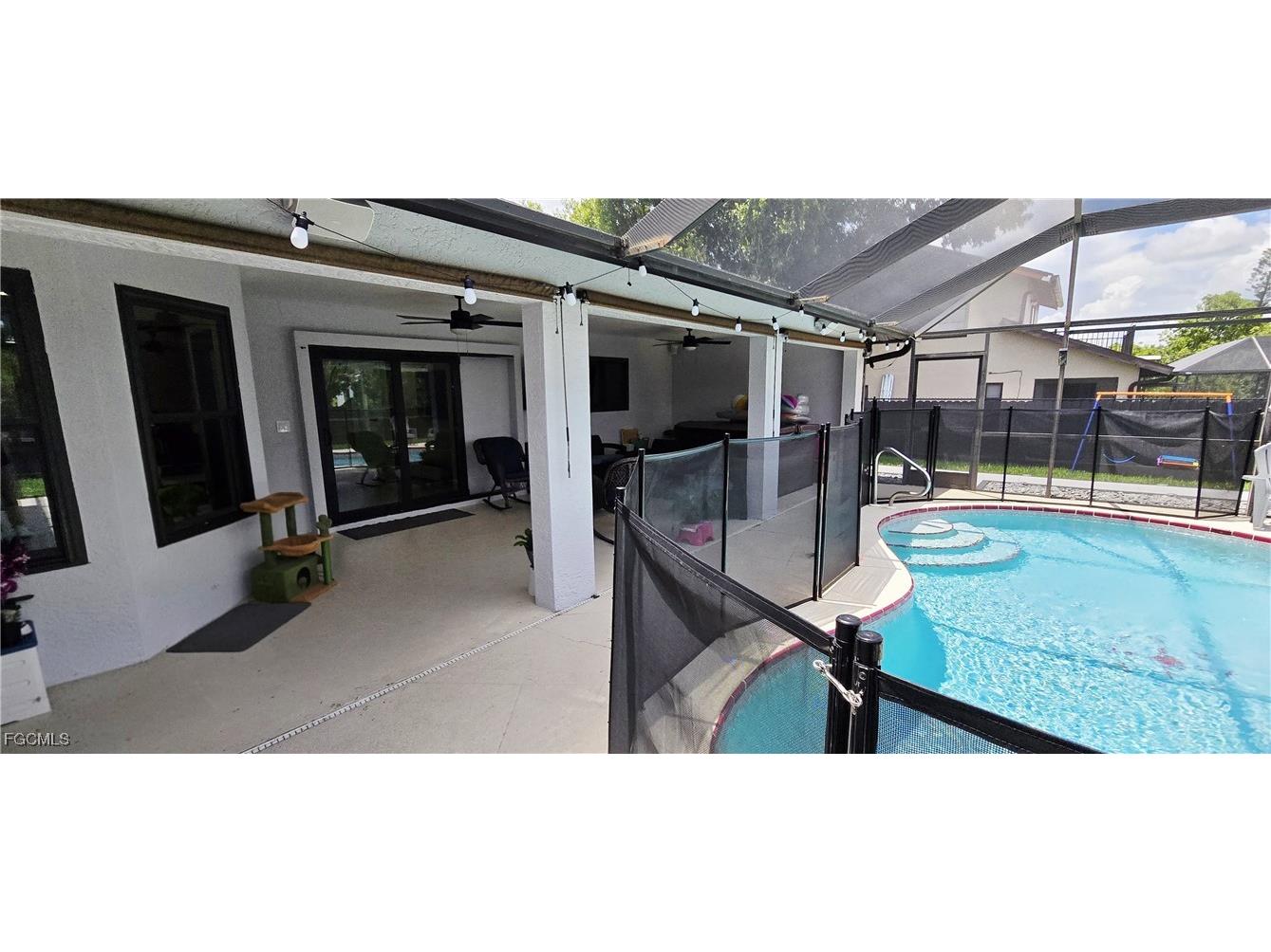 933 SW Santa Barbara Place Cape Coral FL 33991 2025000195 image28