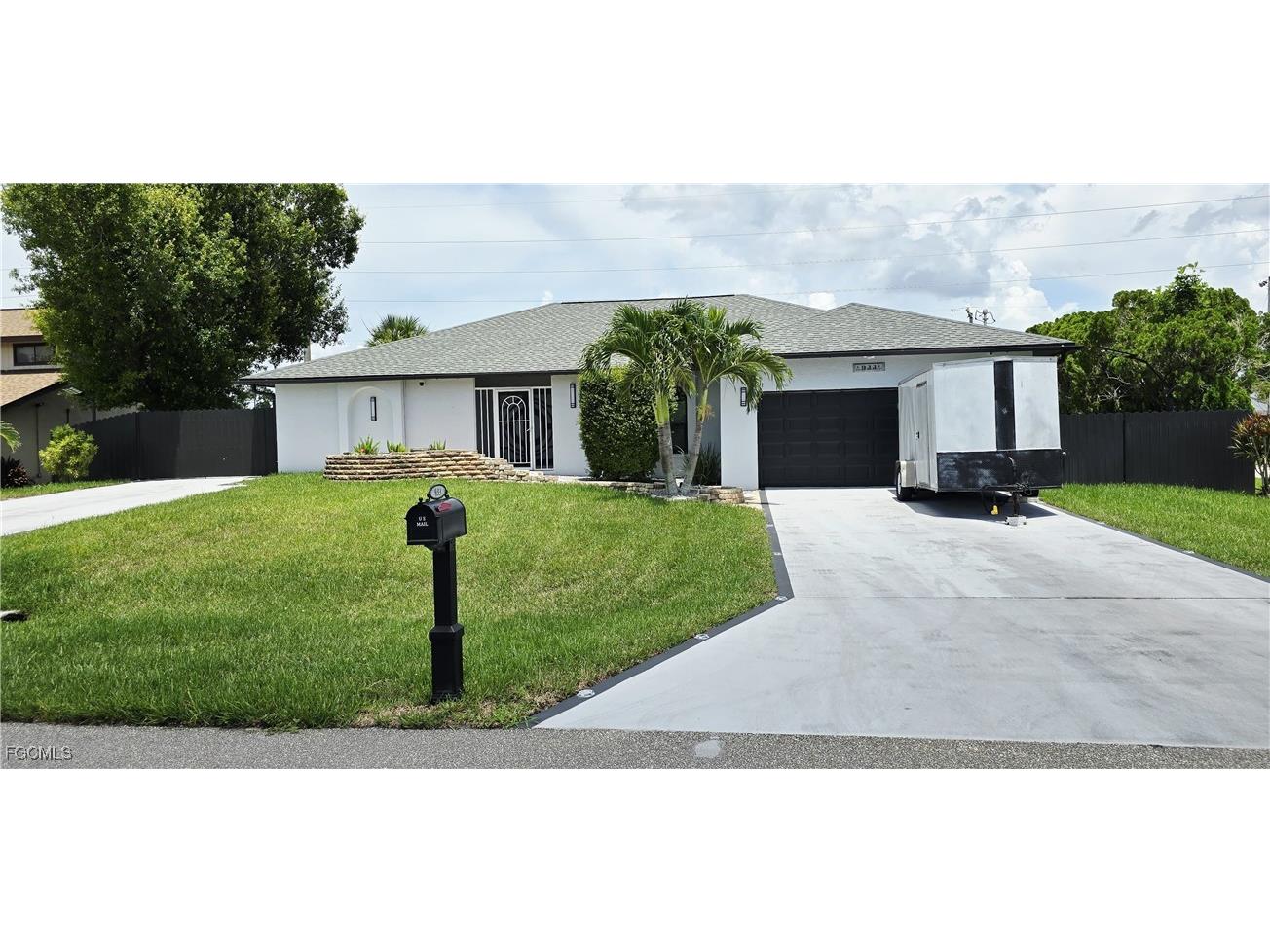 933 SW Santa Barbara Place Cape Coral FL 33991 2025000195 image33