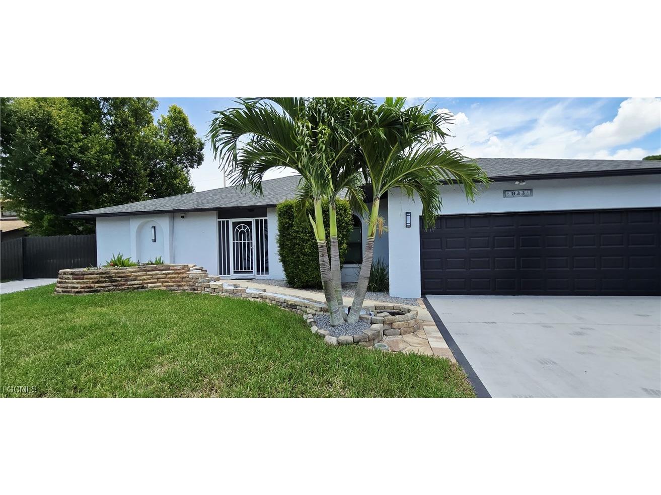 933 SW Santa Barbara Place Cape Coral FL 33991 2025000195 image6