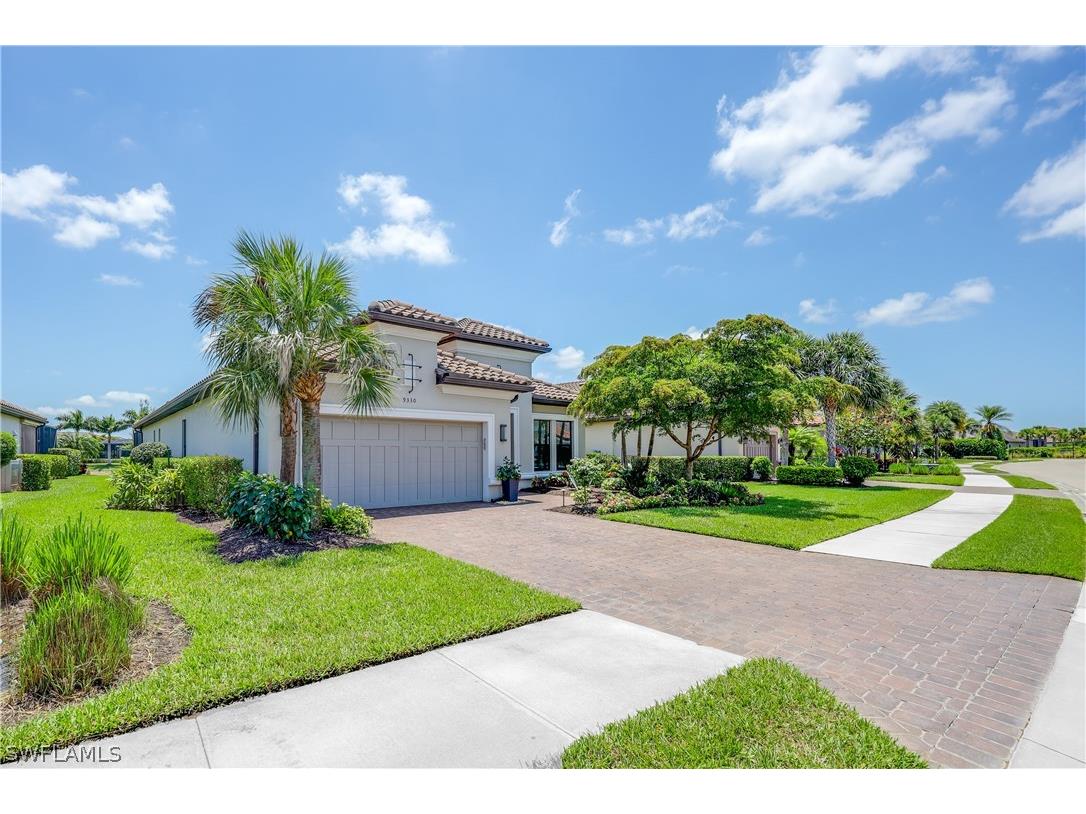 9330 Terresina Drive Naples FL 34119 224041161 image1