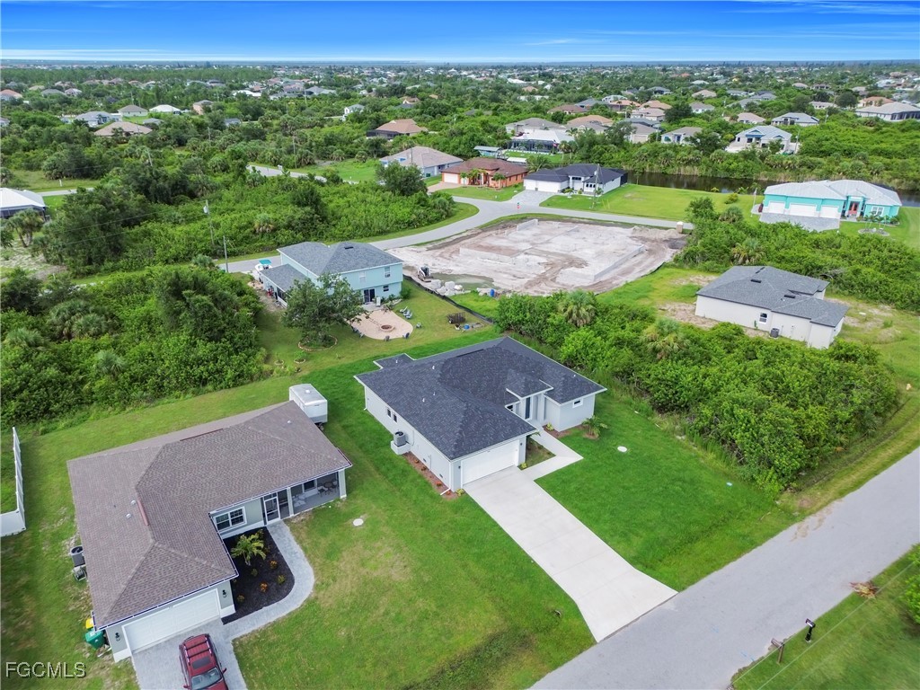 9333 Hialeah Terrace Port Charlotte FL 33981 2025005504 image1