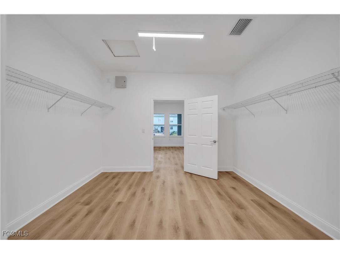 9333 Hialeah Terrace Port Charlotte FL 33981 2025005504 image18