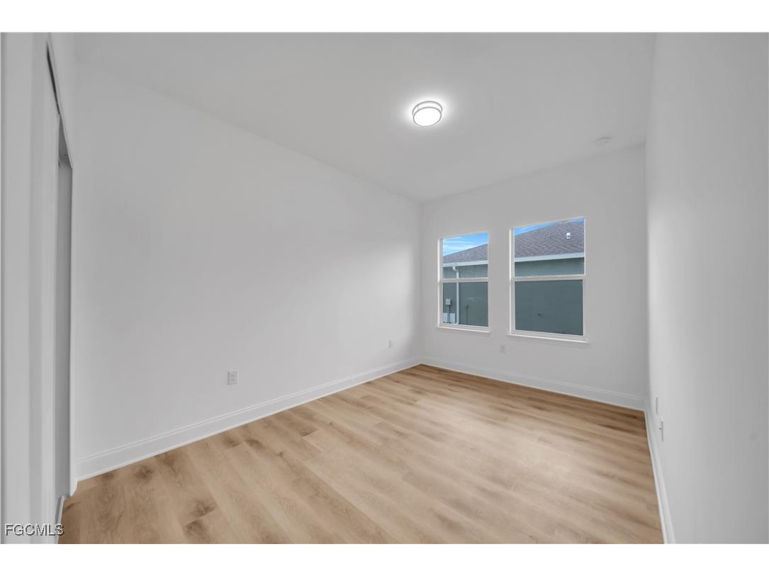 9333 Hialeah Terrace Port Charlotte FL 33981 2025005504 image20