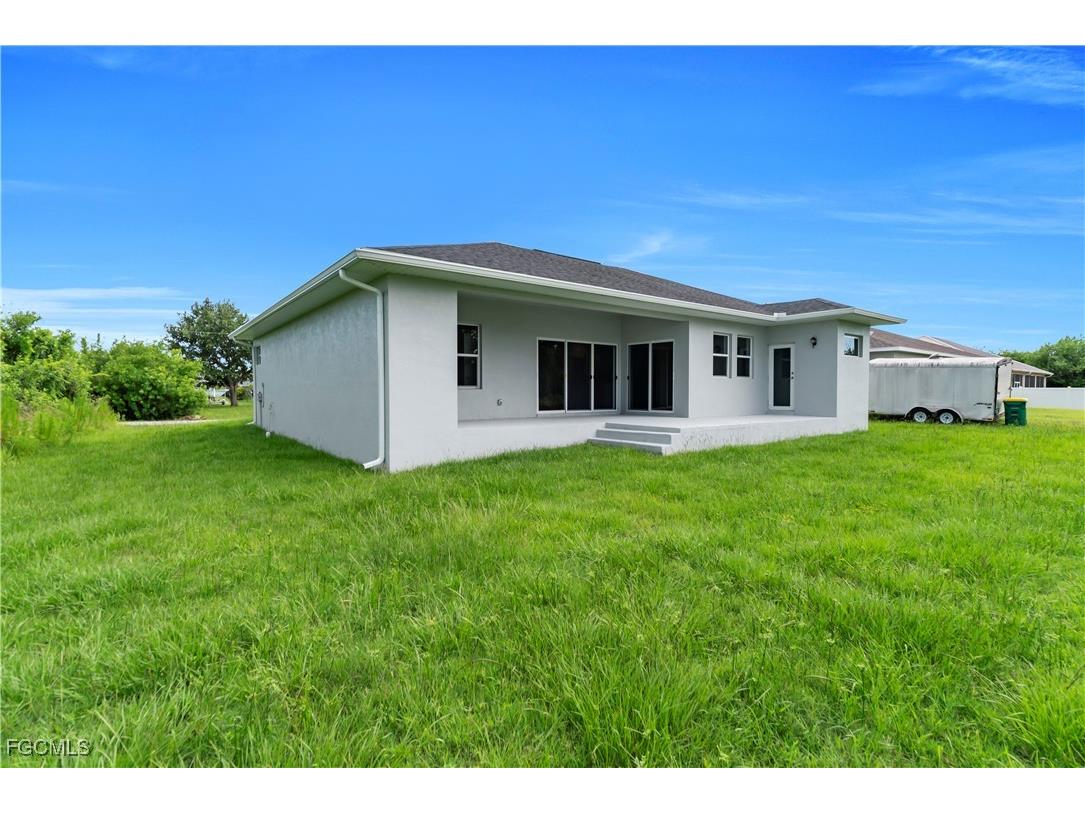 9333 Hialeah Terrace Port Charlotte FL 33981 2025005504 image26