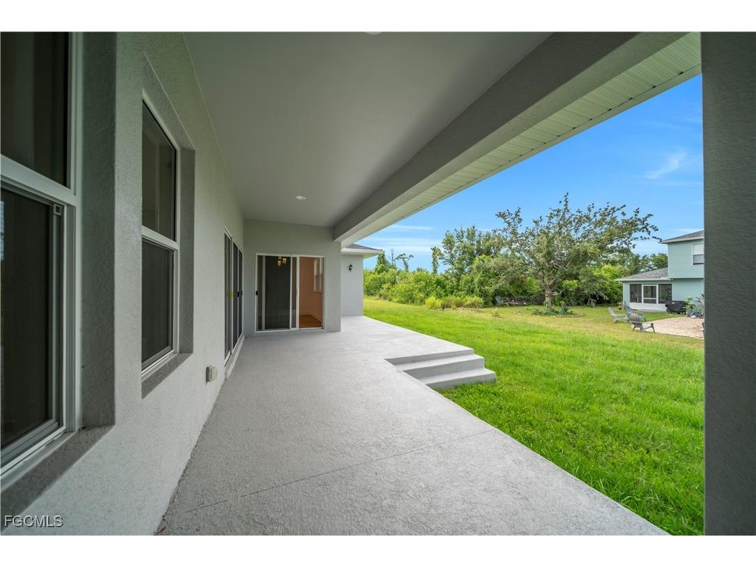 9333 Hialeah Terrace Port Charlotte FL 33981 2025005504 image28