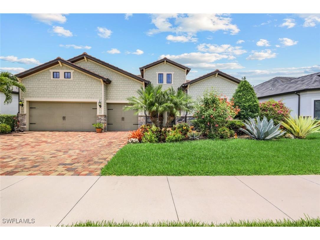 9335 Surfbird Court Naples FL 34120 225068608 image1
