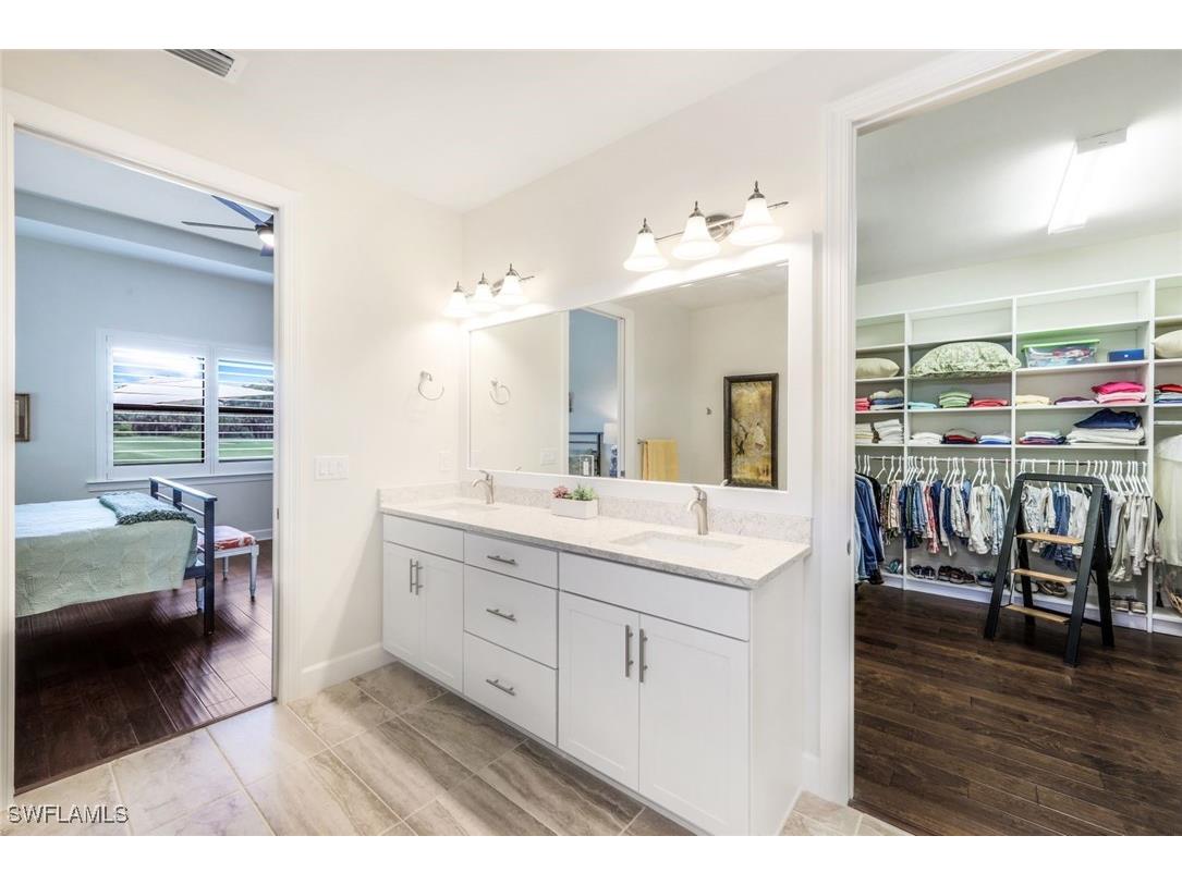 9335 Surfbird Court Naples FL 34120 225068608 image16