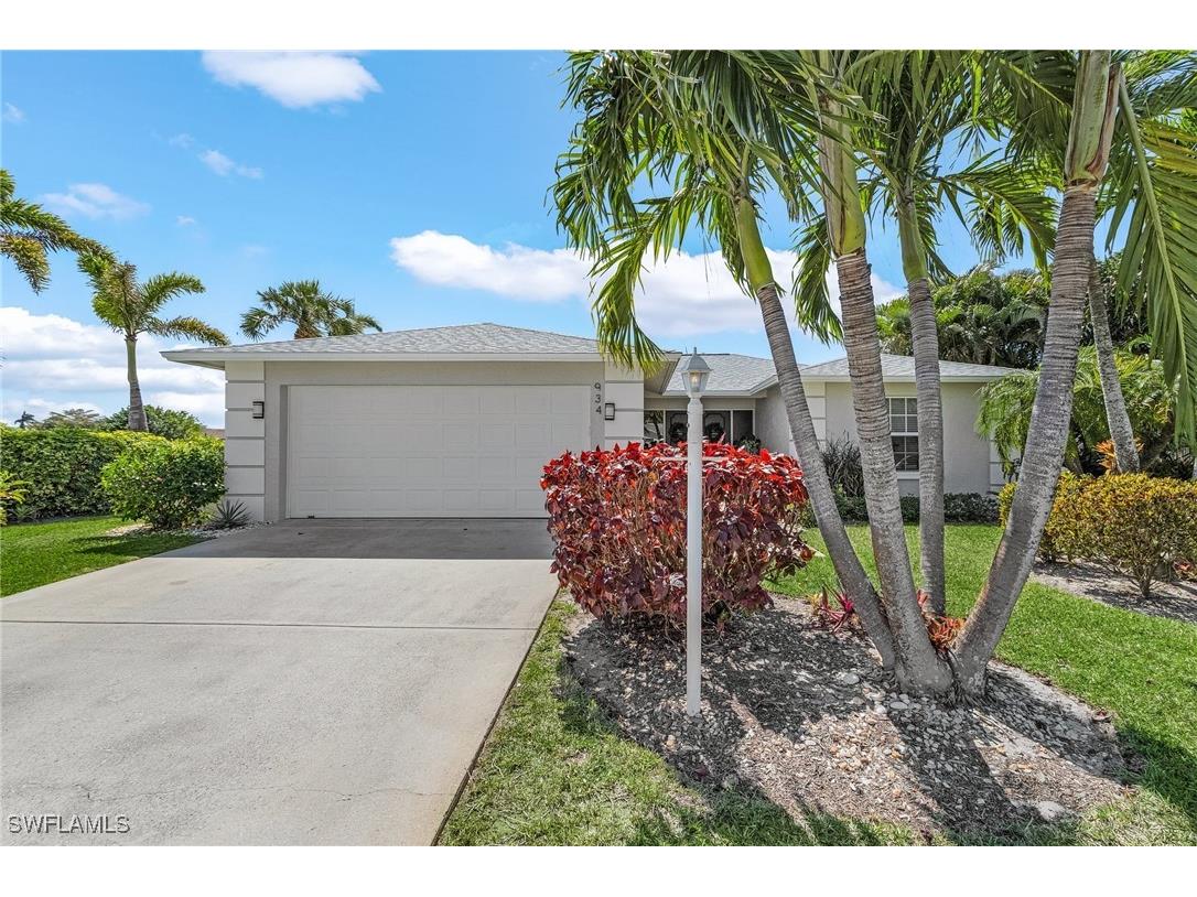 934 Charlemagne Boulevard Naples FL 34112 225028783 image1