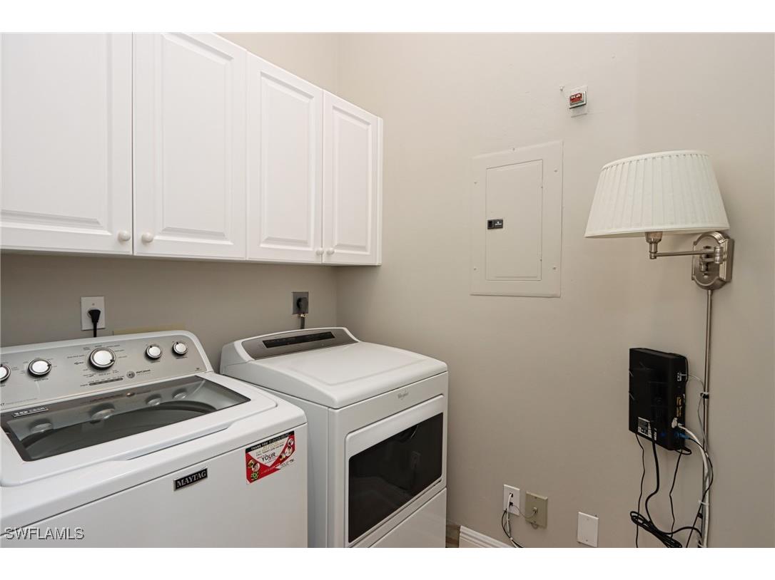 934 Egrets Run #204 Naples FL 34108 225022340 image23