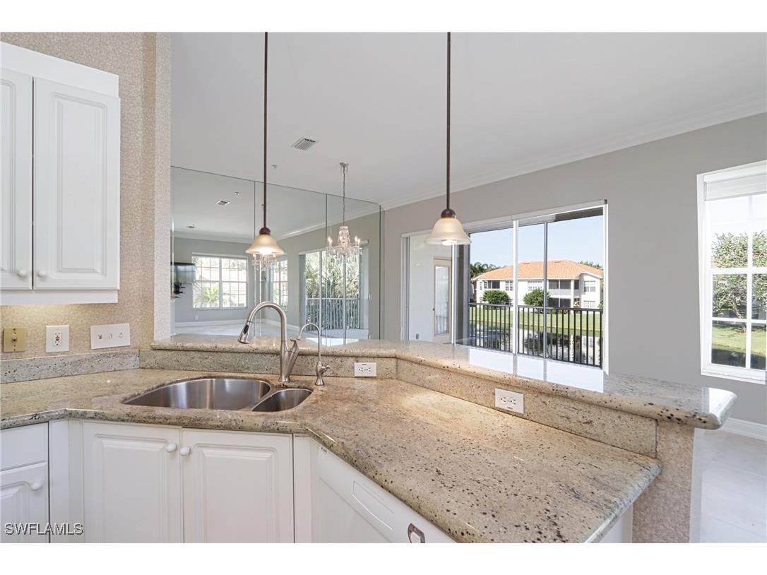 934 Egrets Run #204 Naples FL 34108 225022340 image9