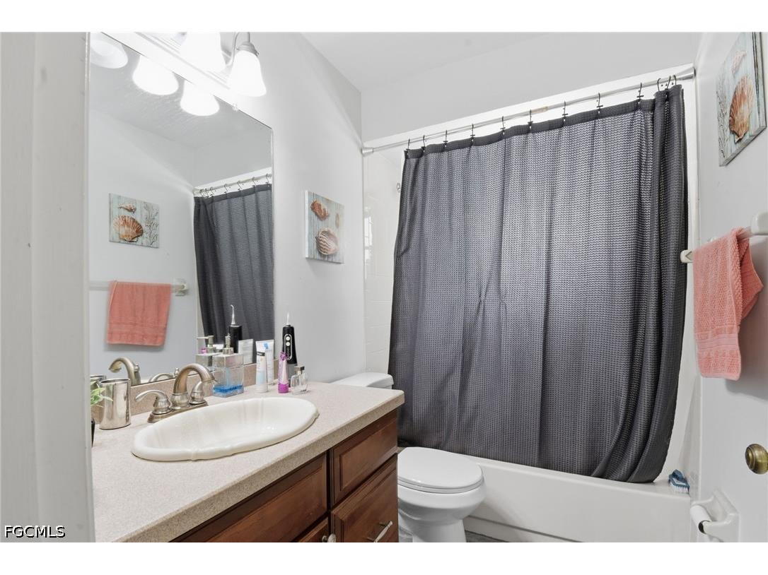 934 SE 25th Lane Cape Coral FL 33904 2026018132 image14