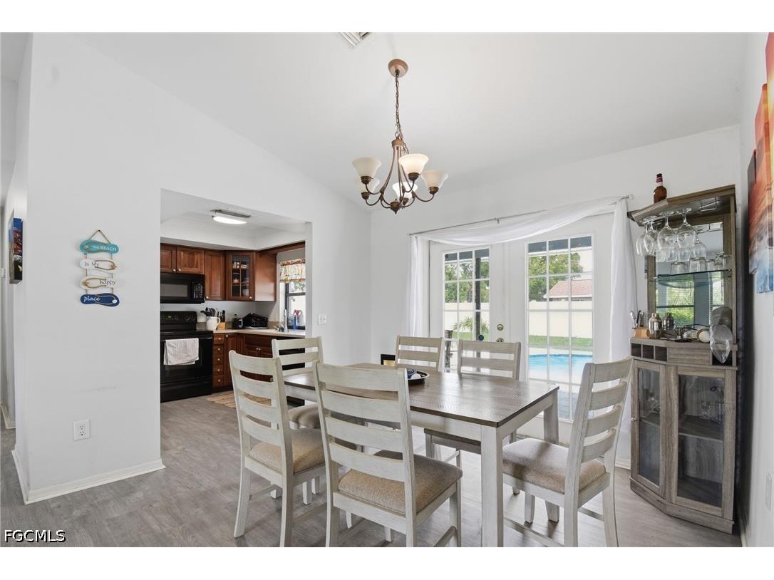 934 SE 25th Lane Cape Coral FL 33904 2026018132 image5