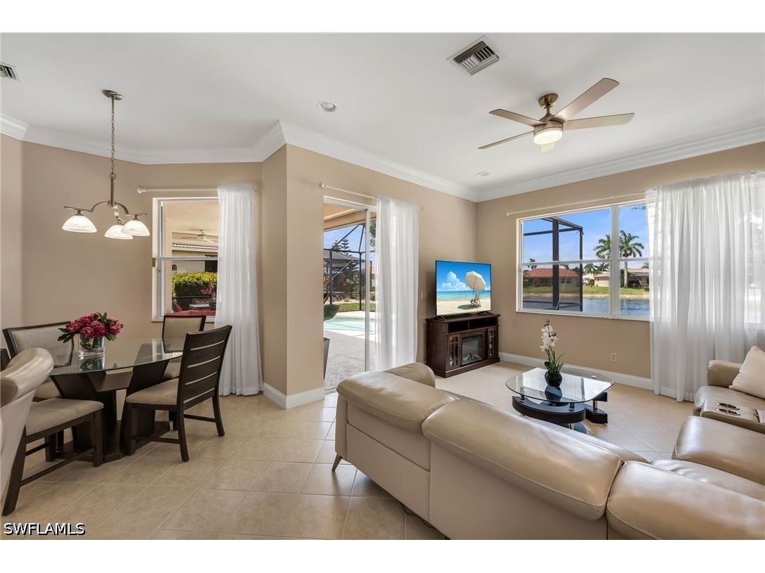 934 Tropical Bay Court Naples FL 34120 226022676 image16